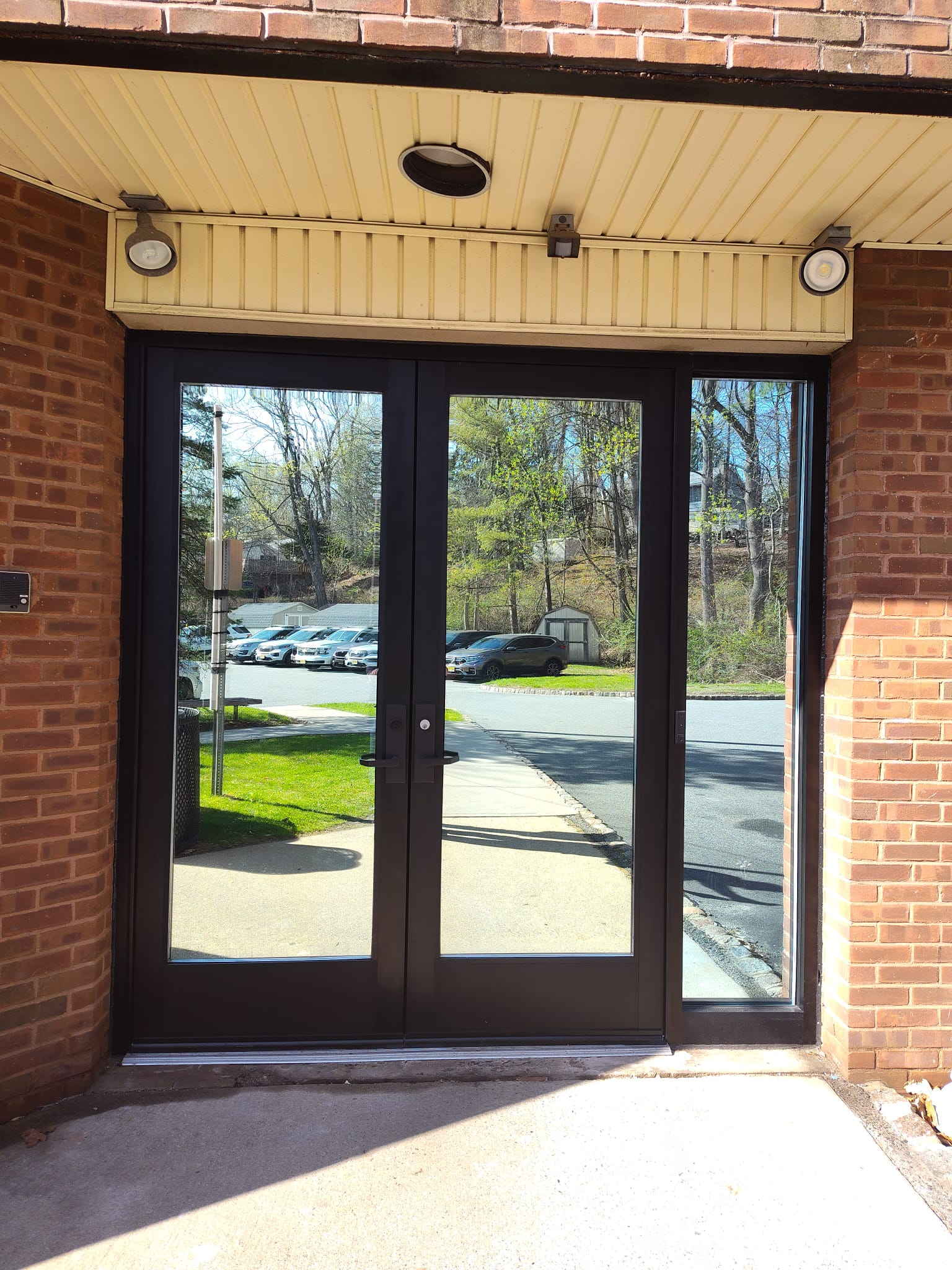 Custom store front glass aluminum